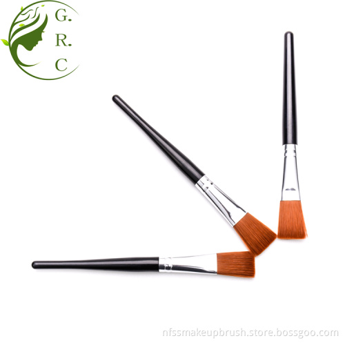 Ultra Jelly Flat Liquid Face Mask Foundation Brush